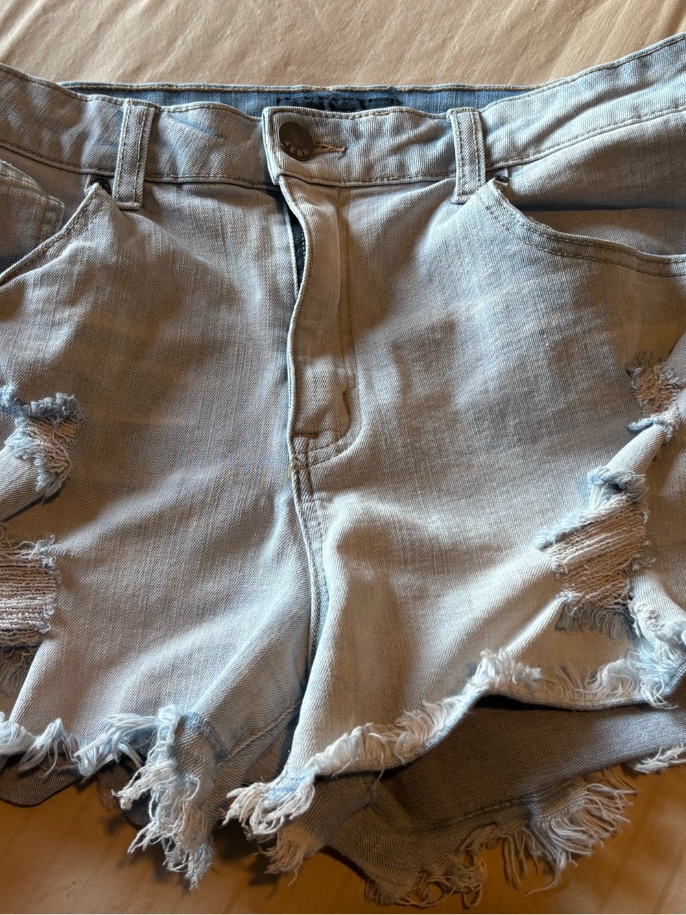 Aeropostale Light Wash Distressed Jean Shorts